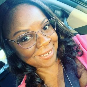 Meet your Posher, Stacey